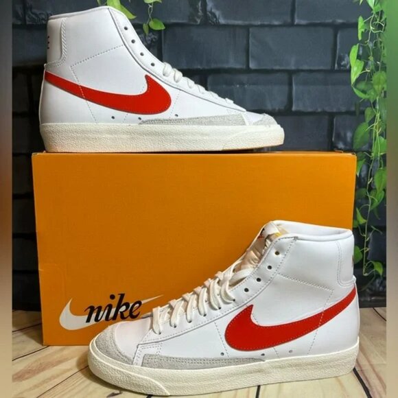 Nike Shoes - Nike Blazer Mid ‘77 Vintage